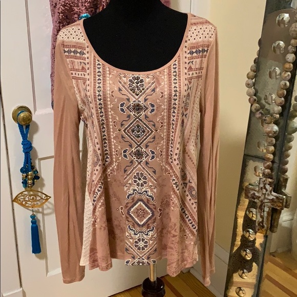 NWT Boutique Miss Me Top in Large - Picture 1 of 4